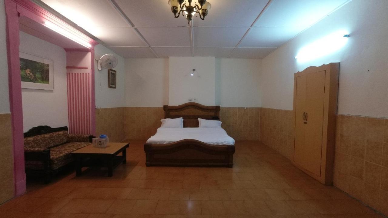 Shingar Hotel Mussoorie Mallroad Exterior photo